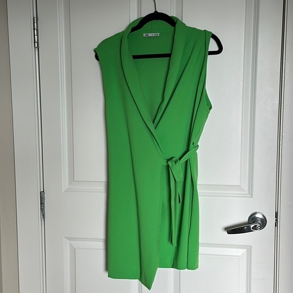 Beautiful, adorable wrap, blazer dress, Zara, green size large - Picture 1 of 3